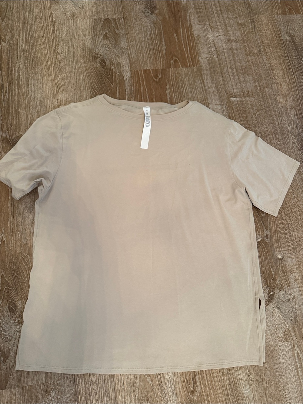 Lululemon Women's Beige Crewneck T-Shirt